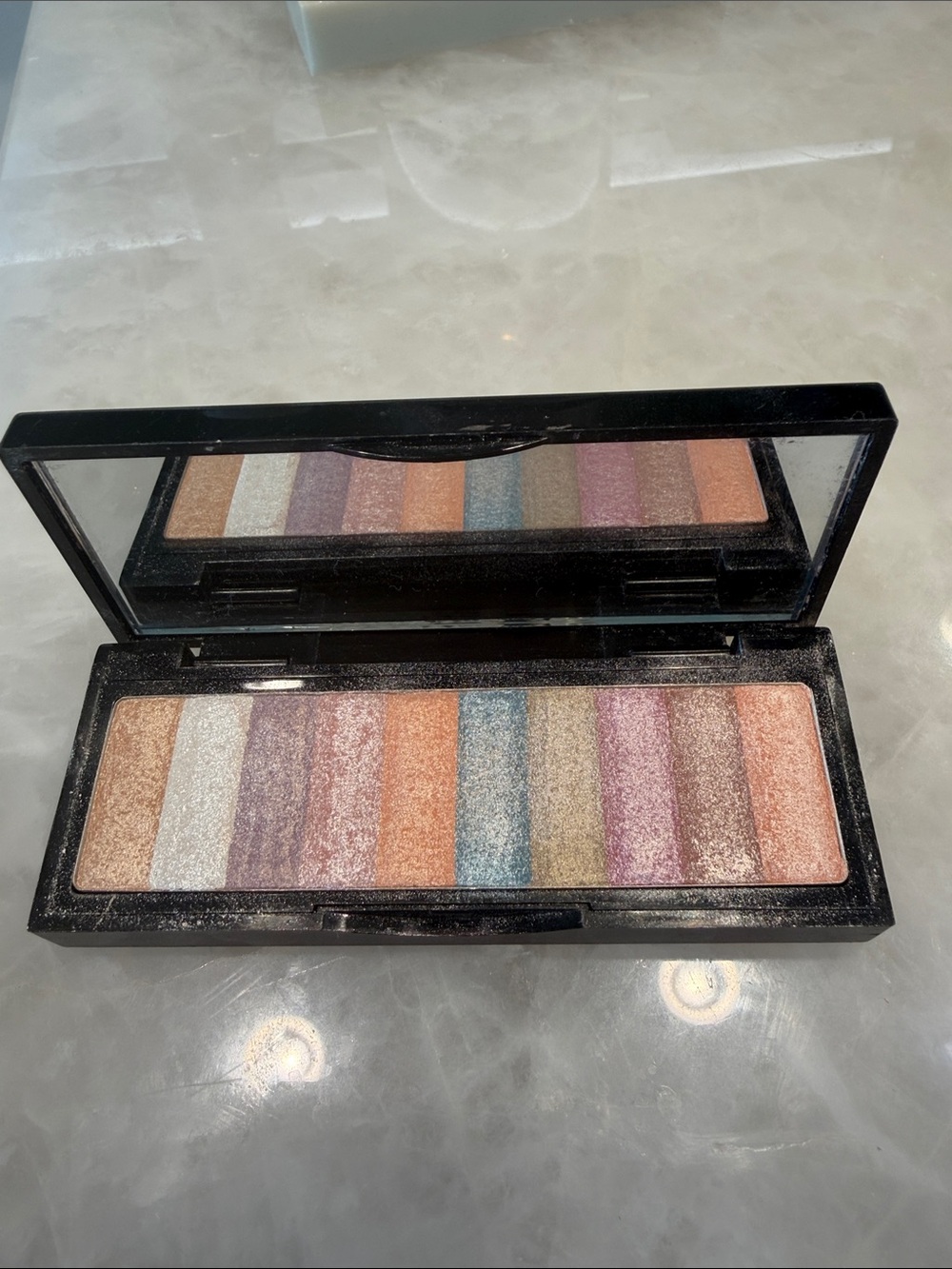 Bobbi Brown “Sand Wash” Multi-Color Eyeshadow Palette